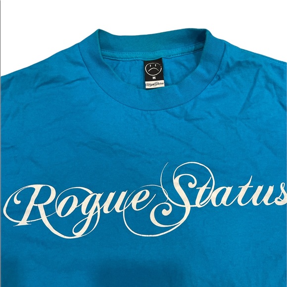Vintage Rogue Status T Shirt - Picture 2 of 2